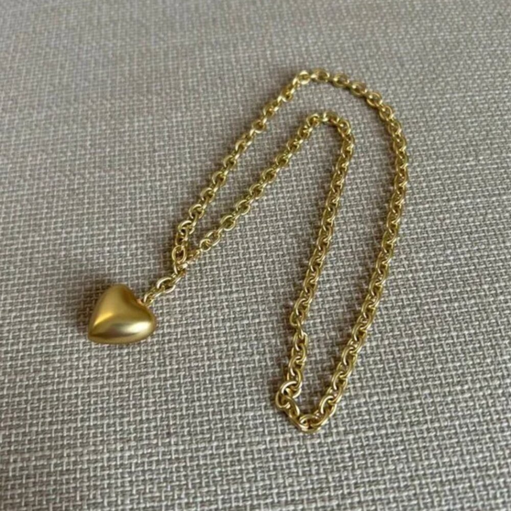 BEST Roxanne Assoulin The Mini Puffy Heart Necklace Gold - Picture 4 of 4